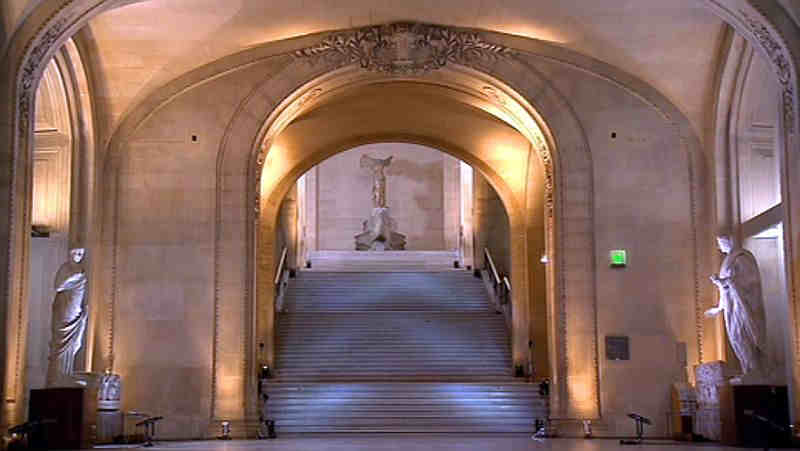 La Victoire de Samothrace, au Louvre