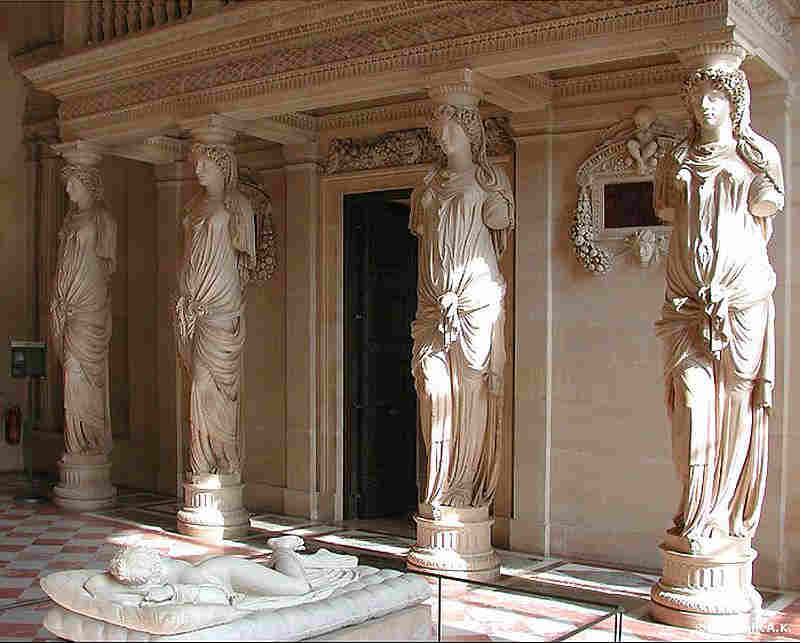 Les Cariatides du Louvre