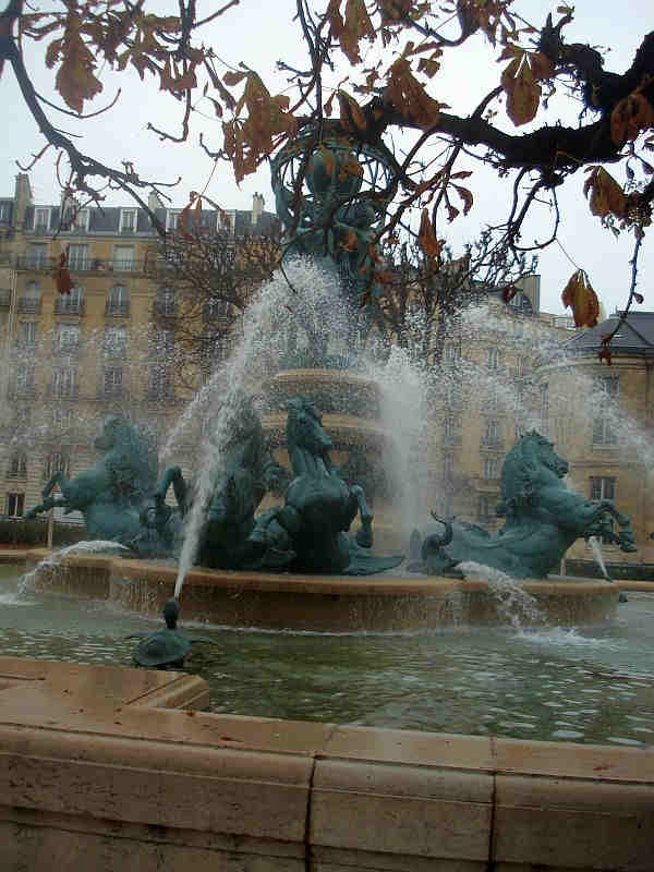 Fontaine des 4 parties du Monde Paris
